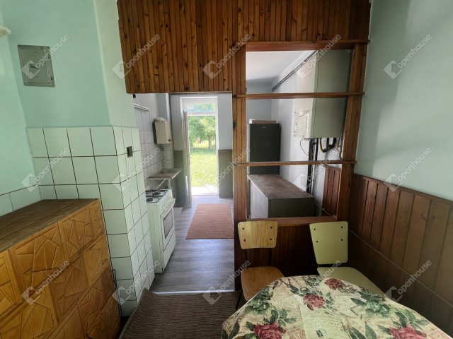 Eladó téglalakás, Nagycenken 59 M Ft, 2 szobás