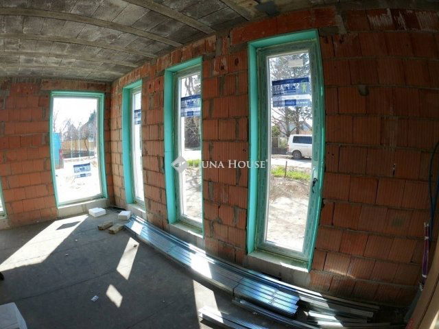 Eladó ikerház, Szegeden 99 M Ft, 3 szobás / költözzbe.hu