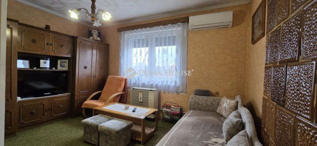 Eladó családi ház, Alapon 39.99 M Ft, 4 szobás