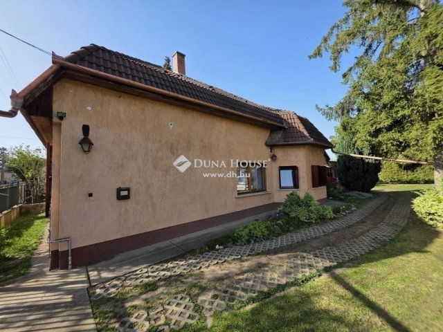 Eladó családi ház, Gyömrőn 99.5 M Ft, 4 szobás