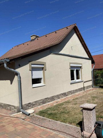 Eladó családi ház, Szolnokon 59.99 M Ft, 2+1 szobás