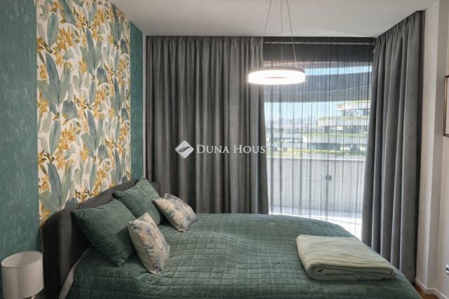 Eladó téglalakás, Szegeden 145 M Ft, 4 szobás