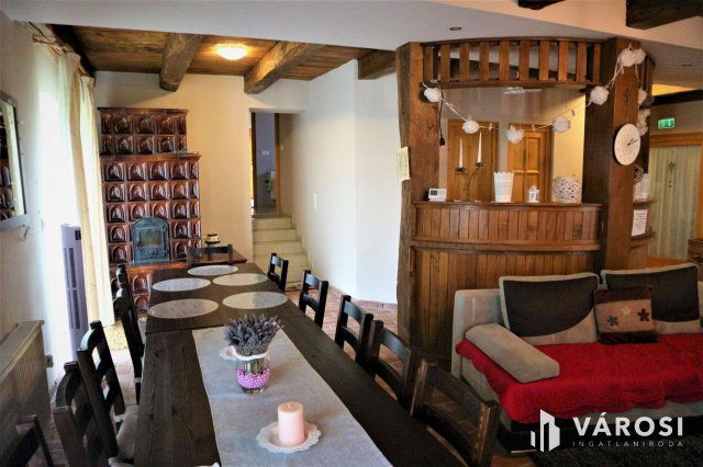 Eladó hotel, Komlósdon 280 M Ft, 4+1 szobás