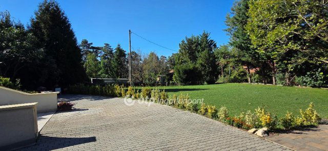 Eladó családi ház, Budakeszin 498.7 M Ft, 6 szobás