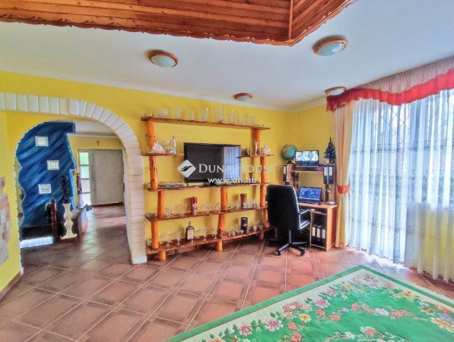 Eladó családi ház, Budapesten, XVIII. kerületben 140 M Ft