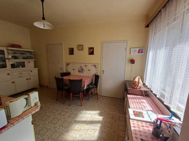 Eladó családi ház, Pilisszentivánon 75 M Ft, 2 szobás