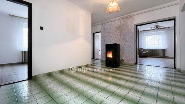 Eladó családi ház, Markotabödögén 54.9 M Ft, 4 szobás