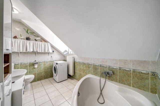 Eladó téglalakás, Budapesten, XVII. kerületben 76.9 M Ft