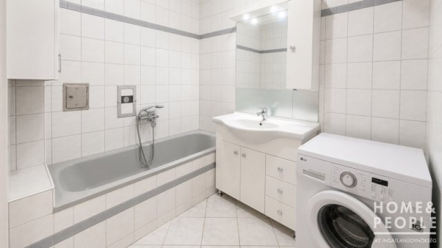 Eladó téglalakás, Szegeden 55 M Ft, 2 szobás