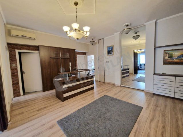 Kiadó iroda, Budapesten, V. kerületben, Régi posta utcában