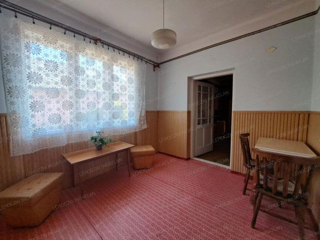 Eladó családi ház, Bujon 15.5 M Ft, 2 szobás