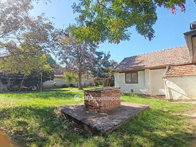 Eladó családi ház, Balatonőszödön 49.9 M Ft, 5 szobás