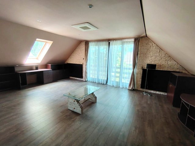 Kiadó téglalakás, albérlet, Székesfehérvárott 250 E Ft / hó