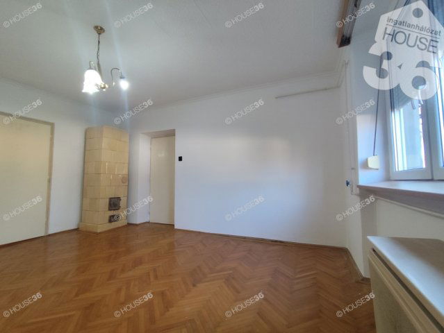 Eladó téglalakás, Nagykőrösön 36.9 M Ft, 2 szobás