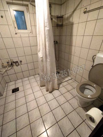 Eladó családi ház, Mohácson 33 M Ft, 5 szobás