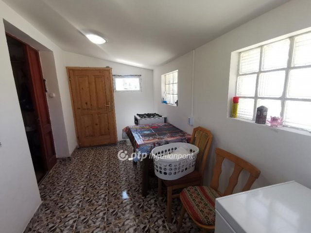 Eladó családi ház, Dömsödön 38.9 M Ft, 3 szobás