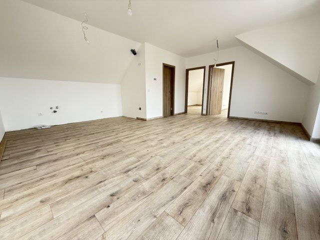 Eladó téglalakás, Pakson 68 M Ft, 2 szobás