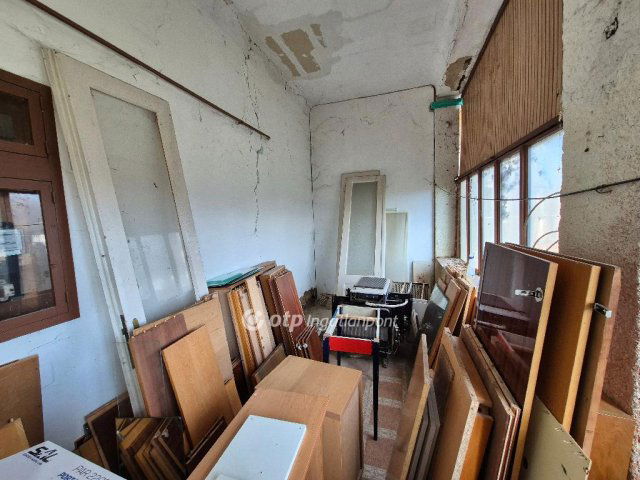 Eladó üzlethelyiség, Szentesen 25 M Ft / költözzbe.hu