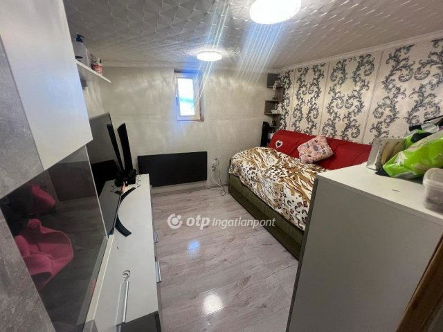 Eladó családi ház, Tápiógyörgyén 14.9 M Ft, 2 szobás