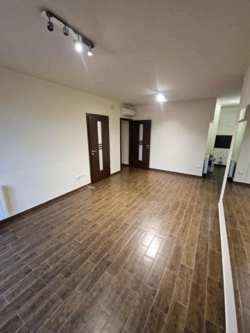 Kiadó téglalakás, albérlet, Debrecenben 300 E Ft / hó, 3 szobás