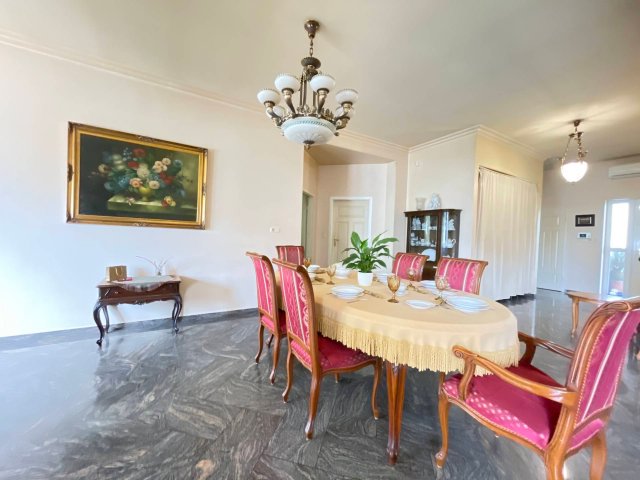 Eladó családi ház, Szigetszentmiklóson 239.9 M Ft, 4 szobás