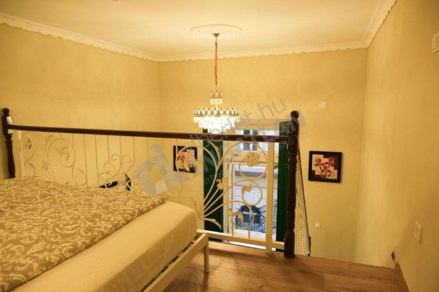 Kiadó téglalakás, albérlet, VI. kerületben, Andrássy úton