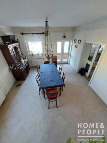 Eladó családi ház, Szegeden 98.9 M Ft, 5 szobás