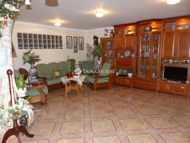 Eladó családi ház, Kozármislenyen 128.5 M Ft, 5 szobás