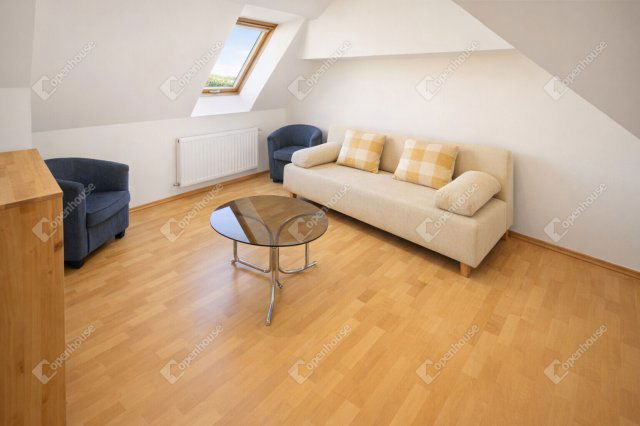 Eladó téglalakás, Szegeden 54.99 M Ft, 2 szobás