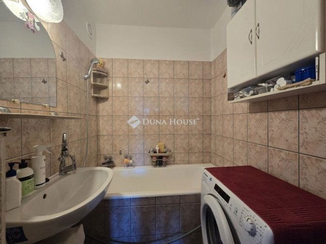 Eladó panellakás, Budapesten, XIX. kerületben 73 M Ft, 3 szobás