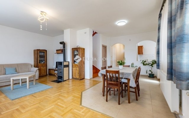 Eladó családi ház, Budapesten, XVIII. kerületben 164.99 M Ft