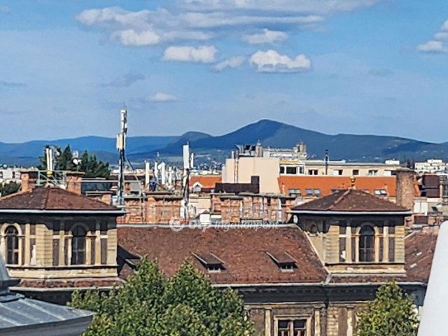 Eladó téglalakás, Budapesten, VI. kerületben 420 M Ft, 3 szobás