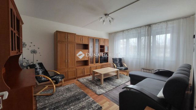 Eladó panellakás, Kiskunfélegyházán, Holló László utcában