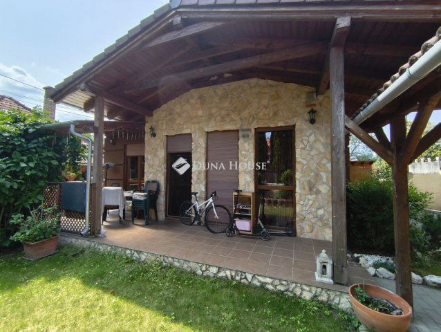 Eladó ikerház, Gödön 99.5 M Ft, 2+2 szobás
