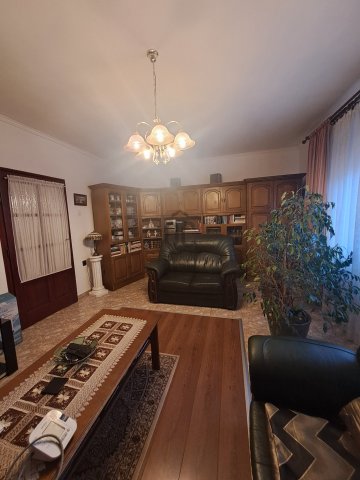 Eladó családi ház, Debrecenben 98 M Ft, 4 szobás