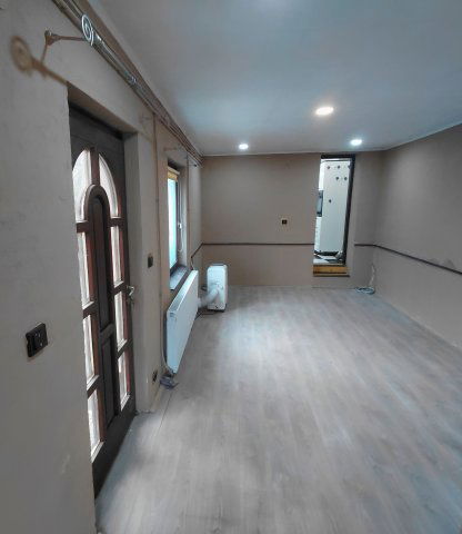 Eladó családi ház, Székesfehérvárott 77.5 M Ft, 6 szobás