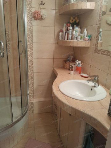 Eladó téglalakás, Kecskeméten 52.9 M Ft, 3 szobás