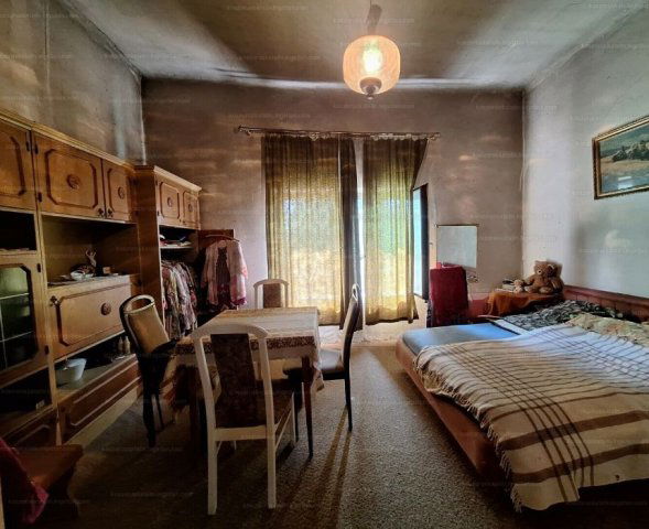 Eladó családi ház, Keszthelyen 39.9 M Ft, 4 szobás