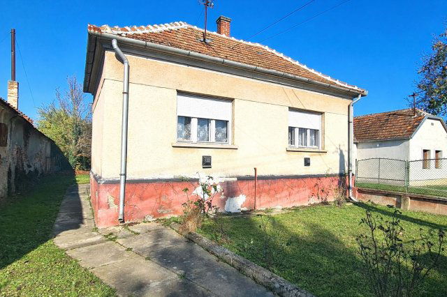 Eladó családi ház, Zalaszentivánon 29.9 M Ft, 2 szobás