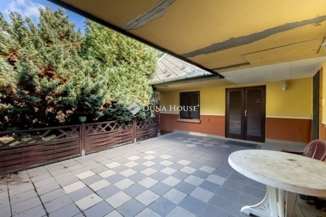 Eladó családi ház, Budapesten, XVIII. kerületben 104.9 M Ft