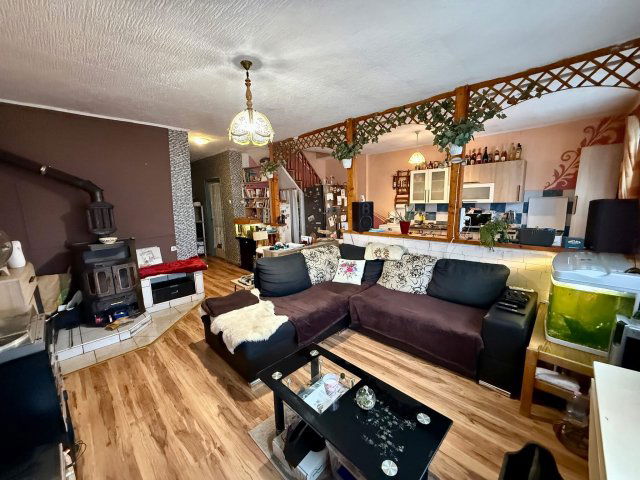 Eladó családi ház, Pusztavámon 48.4 M Ft, 6 szobás