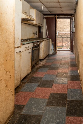 Eladó téglalakás, Budapesten, VII. kerületben, Cserhát utcában