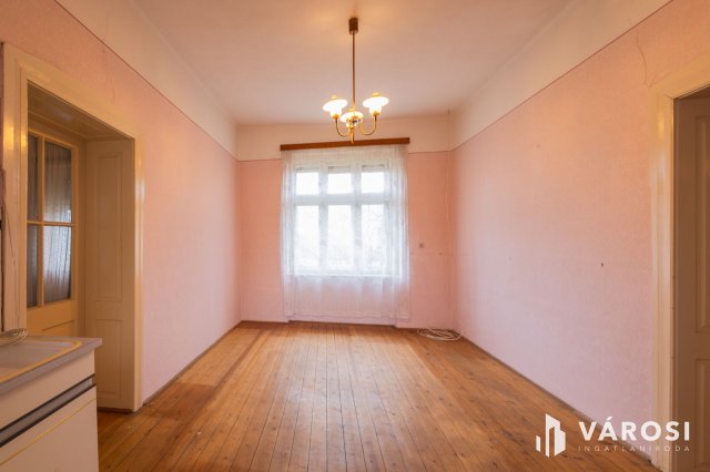 Eladó családi ház, Gyulán 39.9 M Ft, 3 szobás