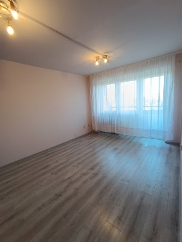 Kiadó panellakás, albérlet, Székesfehérvárott 120 E Ft / hó
