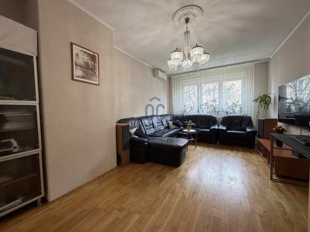 Eladó téglalakás, Gyöngyösön 63 M Ft, 4 szobás