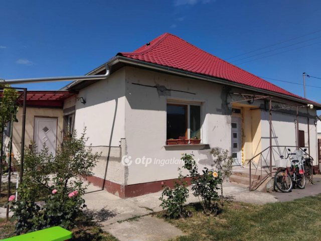 Eladó családi ház, Létavértesen 43.9 M Ft, 2+1 szobás