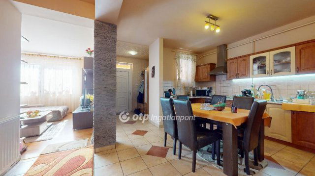 Eladó ikerház, Kisvárdán 48.5 M Ft, 2 szobás