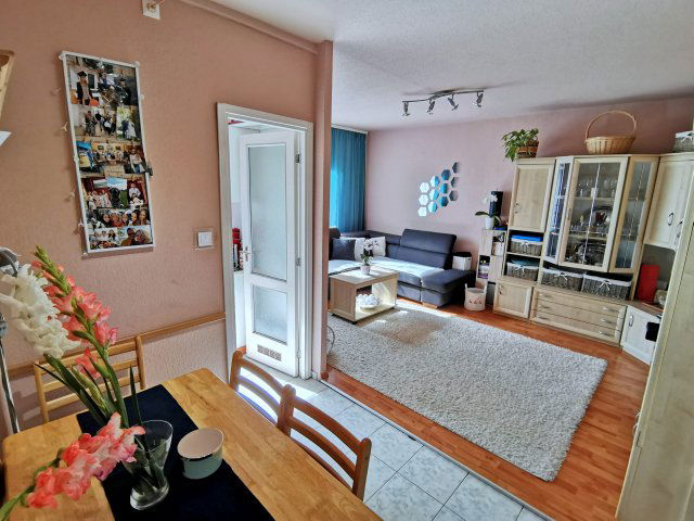 Eladó panellakás, Budapesten, III. kerületben 89 M Ft, 2+2 szobás