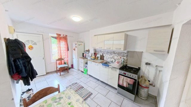 Eladó családi ház, Hajmáskéren 18 M Ft, 2 szobás