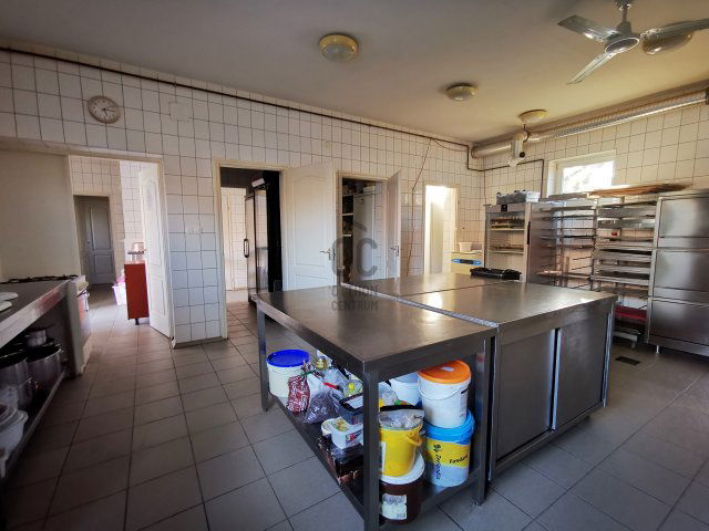 Eladó üzlethelyiség, Velencén 200 M Ft / költözzbe.hu